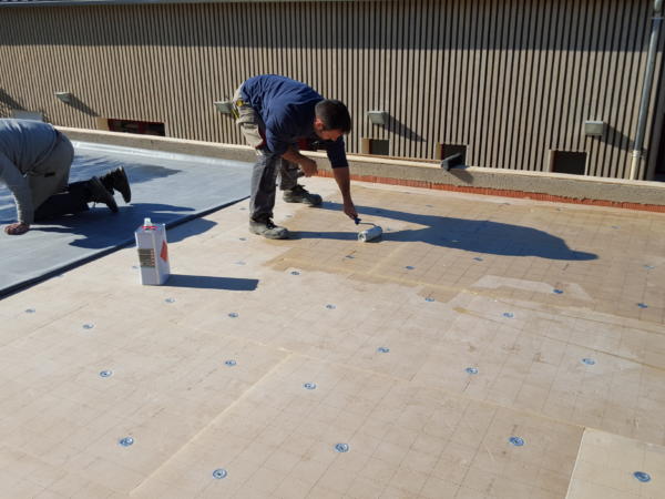 colle acrylique pour EPDM